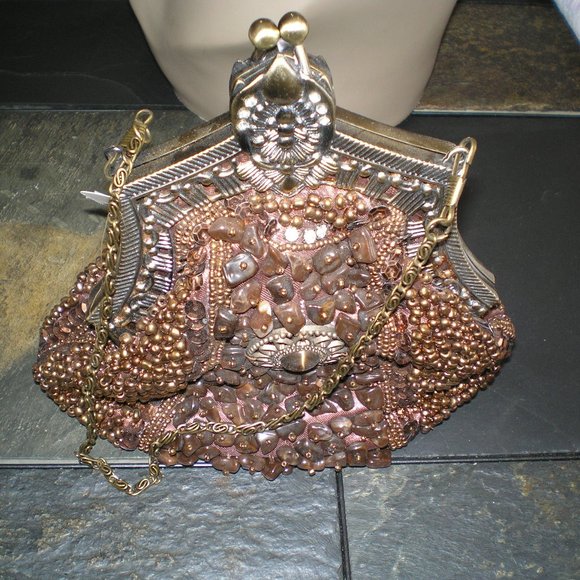 Beaded Handbag - Picture 2 of 4